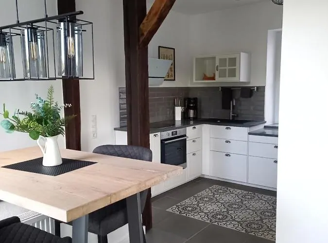 Leeseits Luv * トラーベン・トラールバッハ